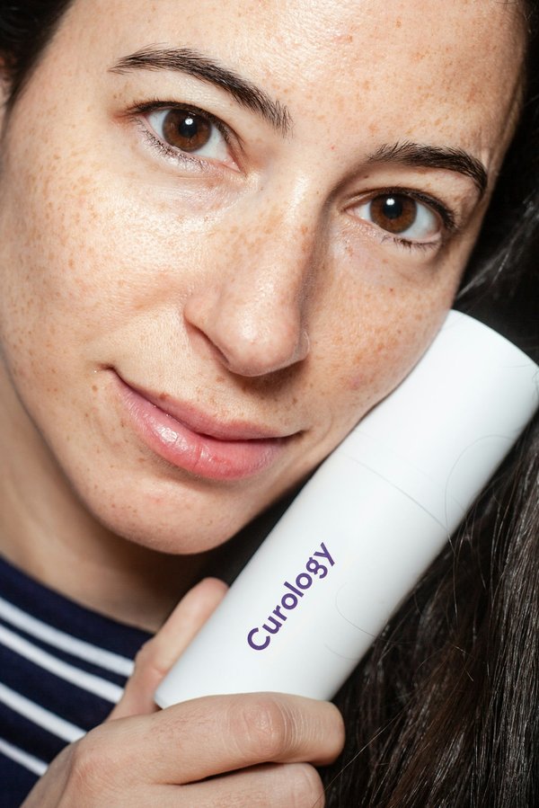 Quels sont les meilleurs soins pour les peaux sujettes aux taches brunes?